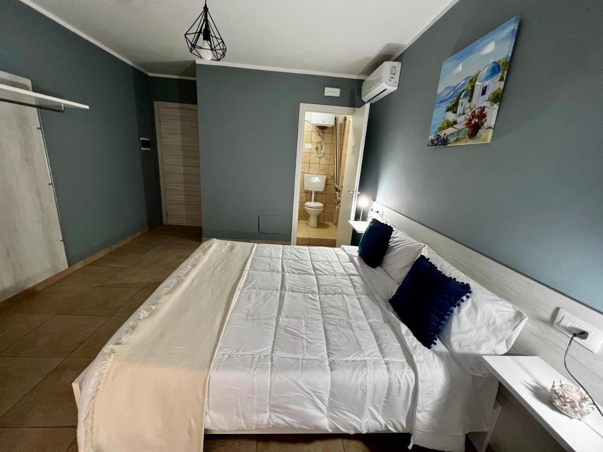 Light Blue Bed & Breakfast โตรเปอา ภายนอก รูปภาพ